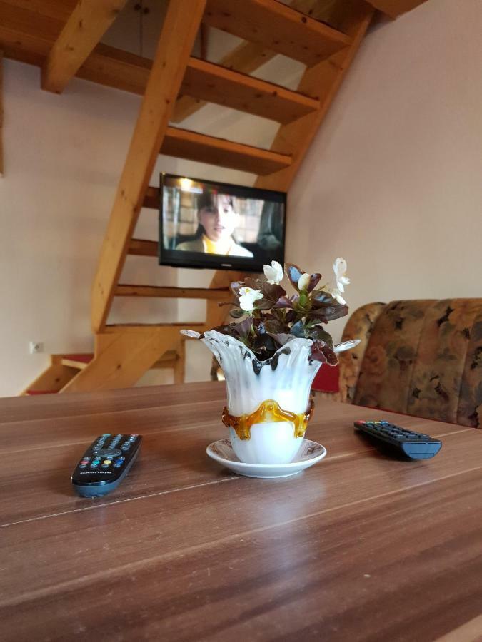 Apartmani Mir Žabljak Buitenkant foto